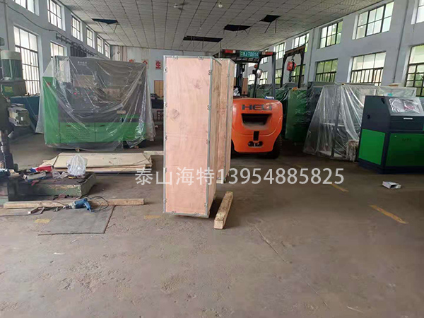 東風(fēng)4B東風(fēng)8B機(jī)務(wù)段火車(chē)頭內(nèi)燃機(jī)油泵試驗(yàn)臺(tái)，成功發(fā)貨